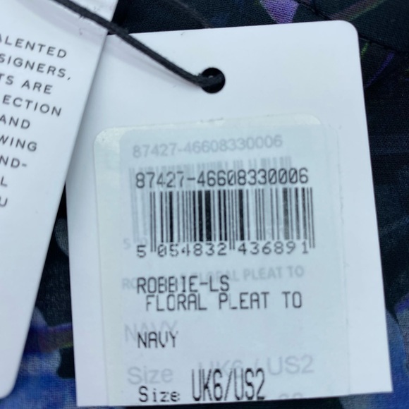 Reiss floral pleat blouse - Picture 8 of 11